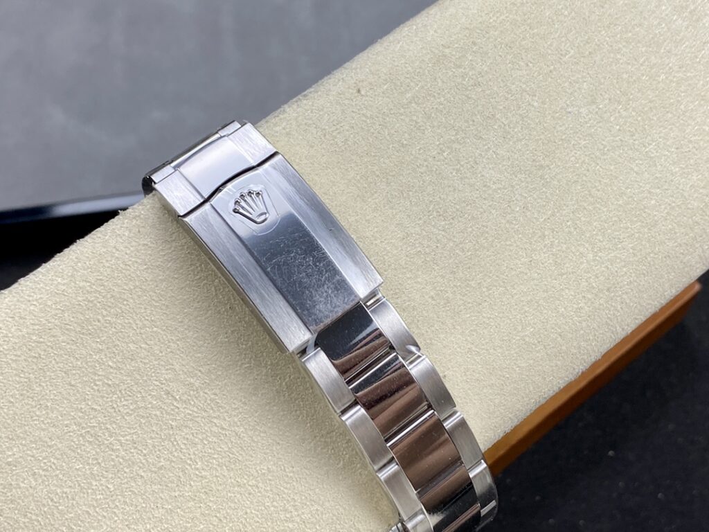 Super Clone Rolex Datejust Mint Green Dial 126334-0027 41 mm — on leather display