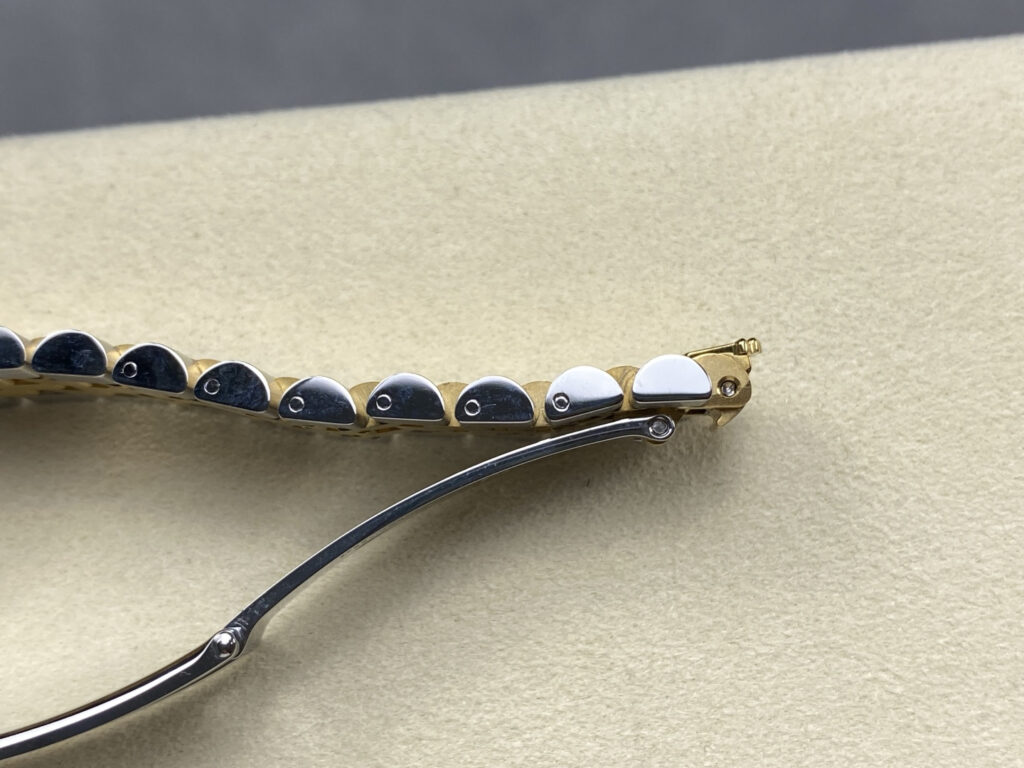 Super Clone Rolex Datejust Mother of Pearl Diamond Dial 126283RBR-0009 36 mm — view 11