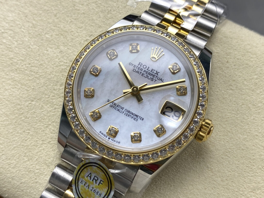 Super Clone Rolex Datejust Mother of Pearl Diamond Dial 126283RBR-0009 36 mm — bracelet detail