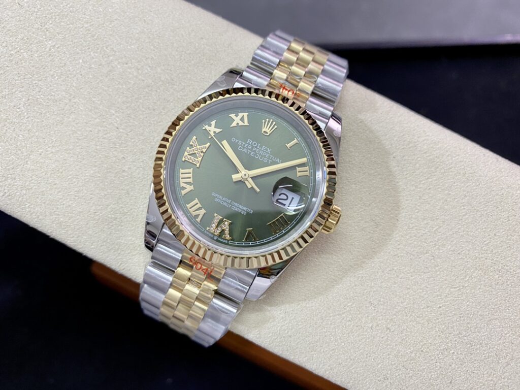Super Clone Rolex Datejust Olive Green Roman Diamond Dial 126233-0026 36 mm — case and bezel