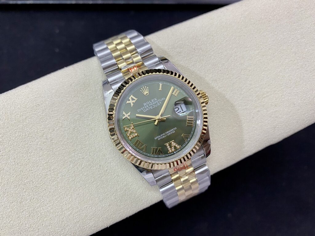 Super Clone Rolex Datejust Olive Green Roman Diamond Dial 126233-0026 36 mm — movement / caseback view