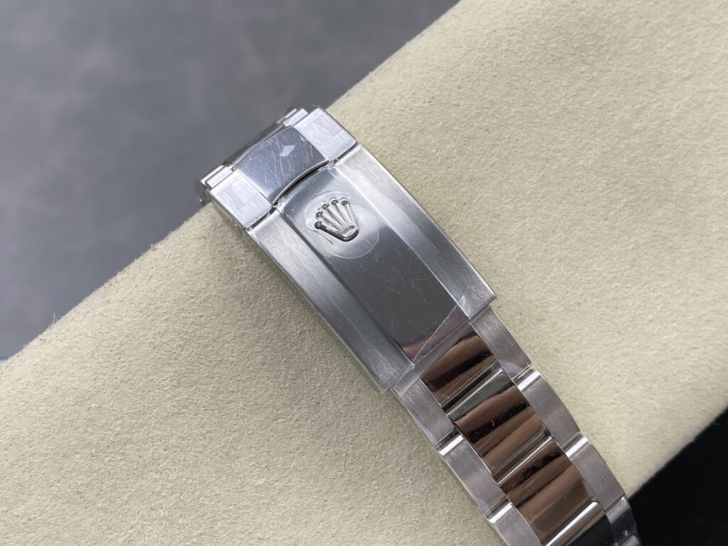 Super Clone Rolex Datejust Pink Roman Dial 126234-0032 36 mm — movement / caseback view