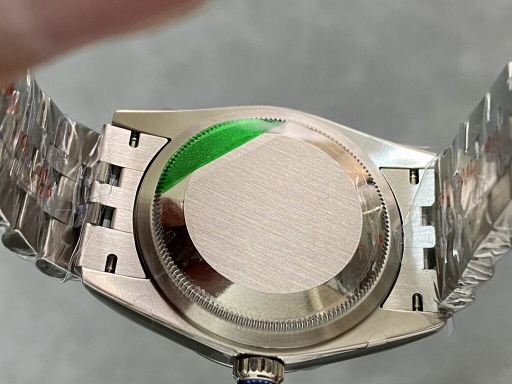 Super Clone Rolex Datejust Purple Dial 126234-0022 36 mm — clasp and links