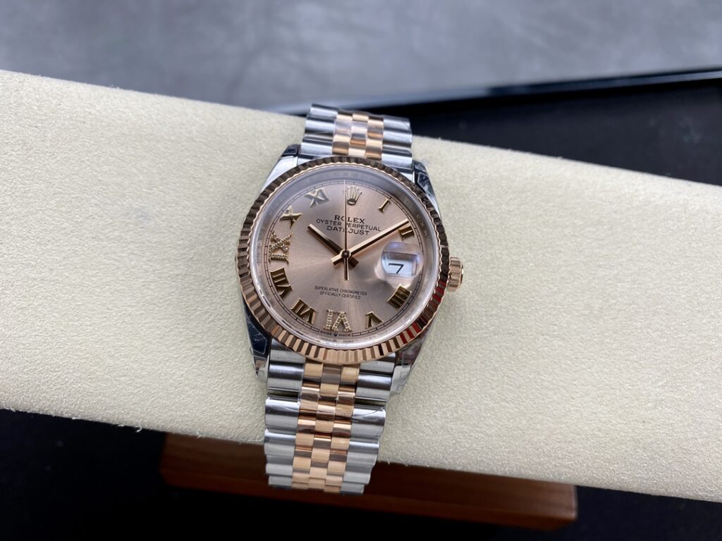 Super Clone Rolex Datejust Rosé Dial 126231-0027 36 mm — case and bezel