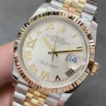 Super Clone Rolex Datejust Silver Roman Diamond Dial 126233-0031 36 mm — bracelet detail