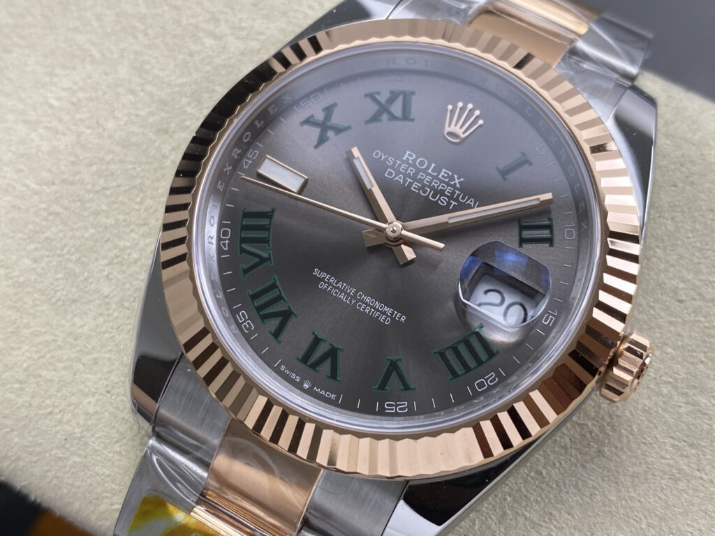 Super Clone Rolex Datejust Slate Roman Dial 126331-0015 41 mm — bracelet detail