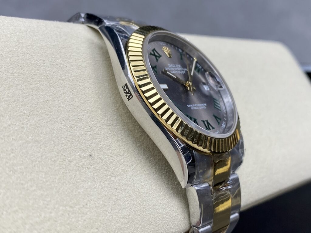 Super Clone Rolex Datejust Slate Roman Dial 126333-0019 41 mm — bracelet detail