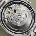 Super Clone Rolex Datejust White Roman Dial 126334-0023 41 mm — movement / caseback view