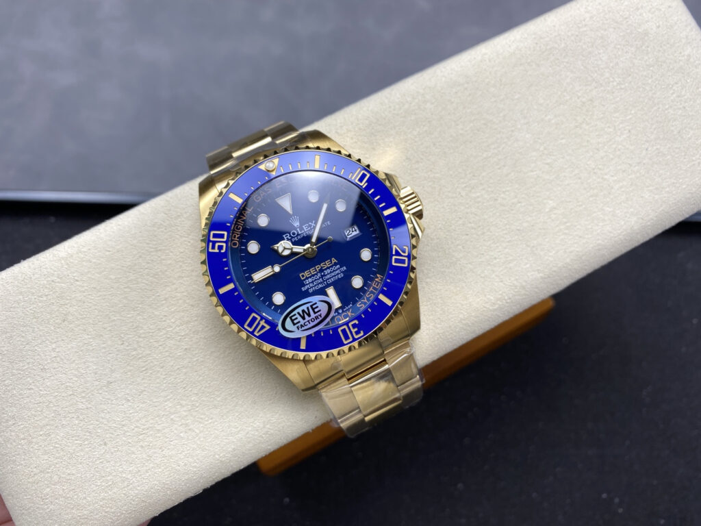 Super Clone Rolex Deepsea Sea-Dweller 136668LB 2024 — case and bezel