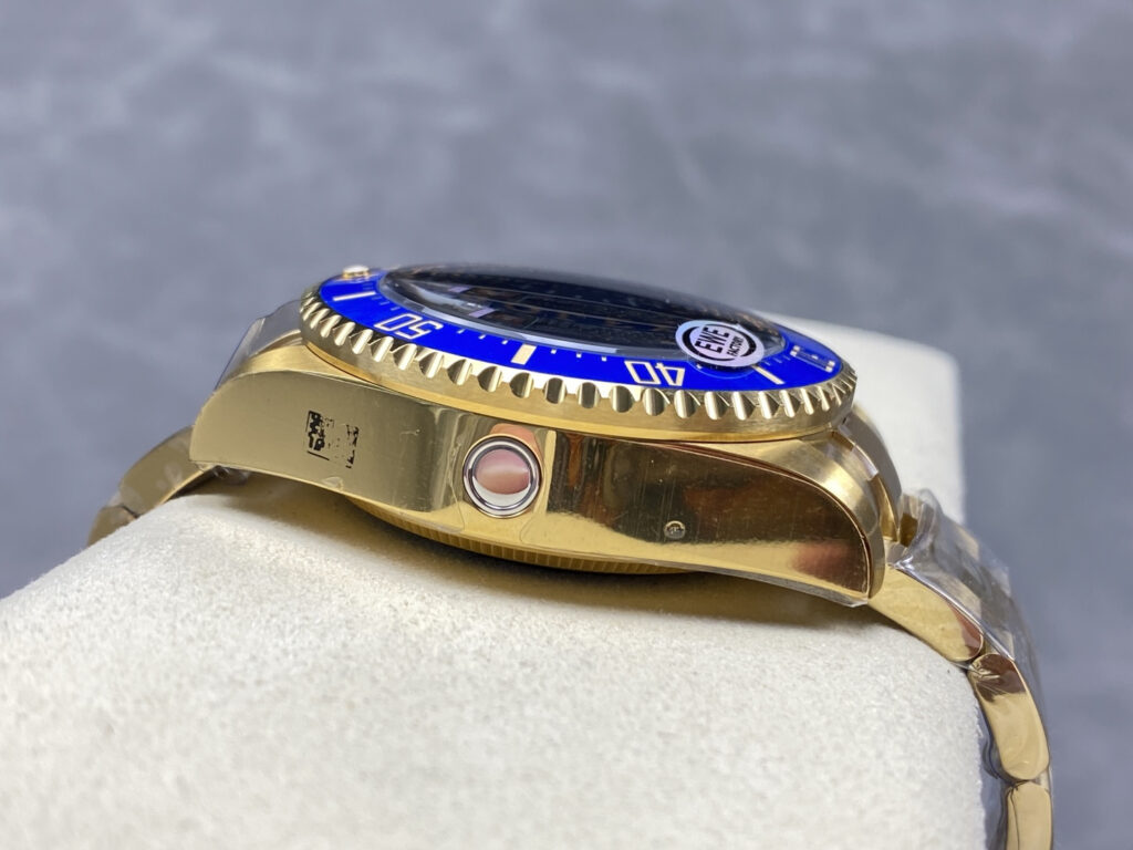 Super Clone Rolex Deepsea Sea-Dweller 136668LB 2024 — movement / caseback view
