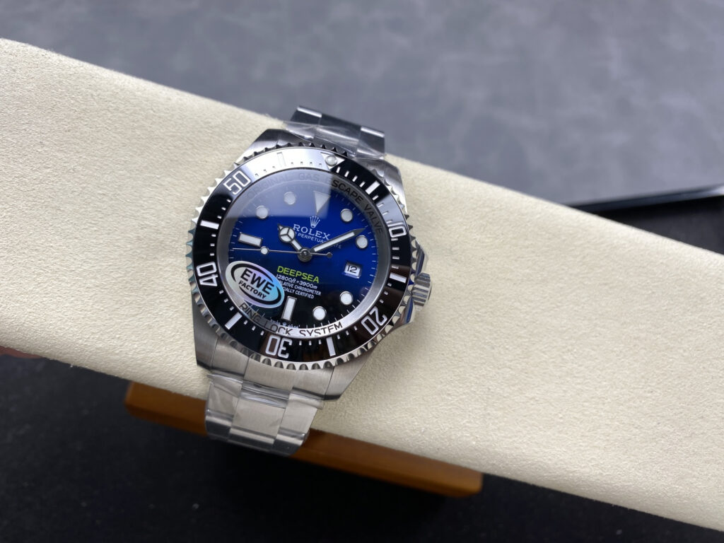 Super Clone Rolex Deepsea Sea Dweller — side profile