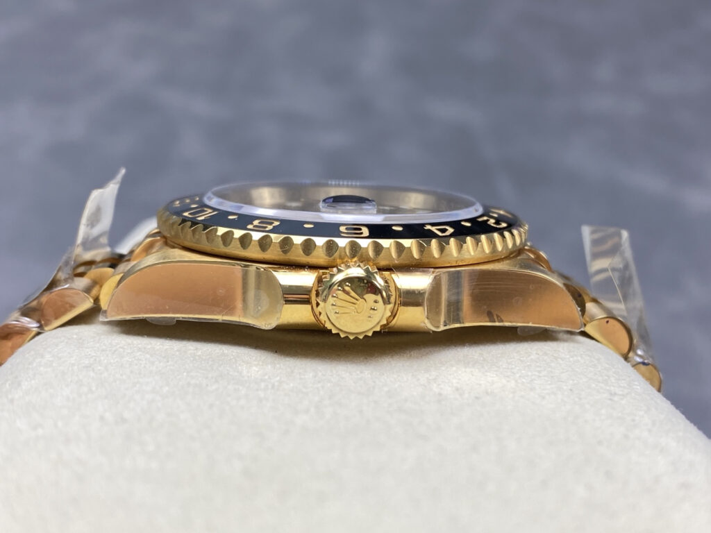 Super Clone Rolex GMT-Master II 126718GRNR Tiger Iron Dial — bracelet detail