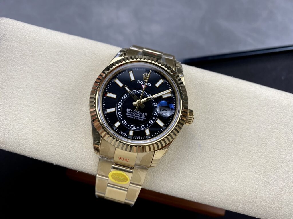 Super Clone Rolex Sky-Dweller Bright black Dial 336938 — case and bezel