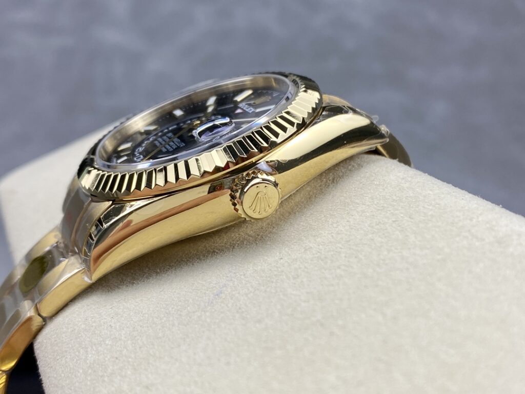 Super Clone Rolex Sky-Dweller Bright black Dial 336938 — clasp and links