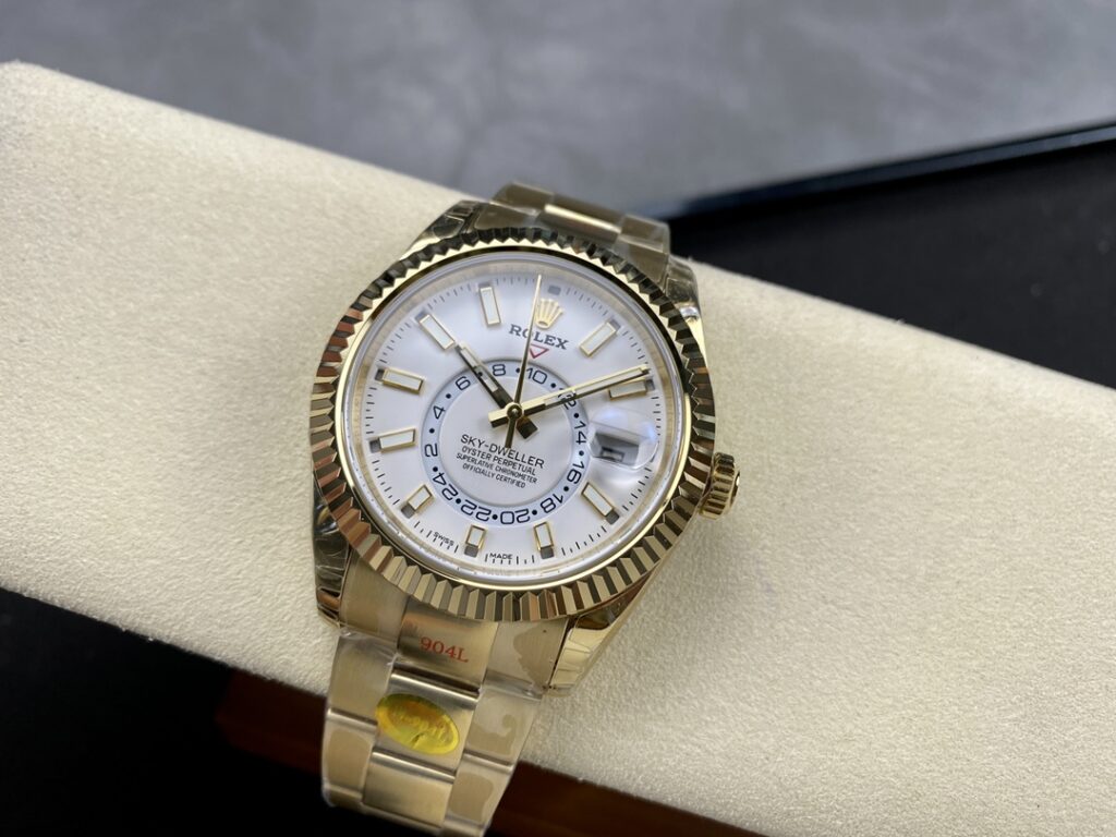 Super Clone Rolex Sky-Dweller Intense white Dial 336938 — case and bezel