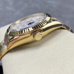 Super Clone Rolex Sky-Dweller Intense white Dial 336938 — clasp and links