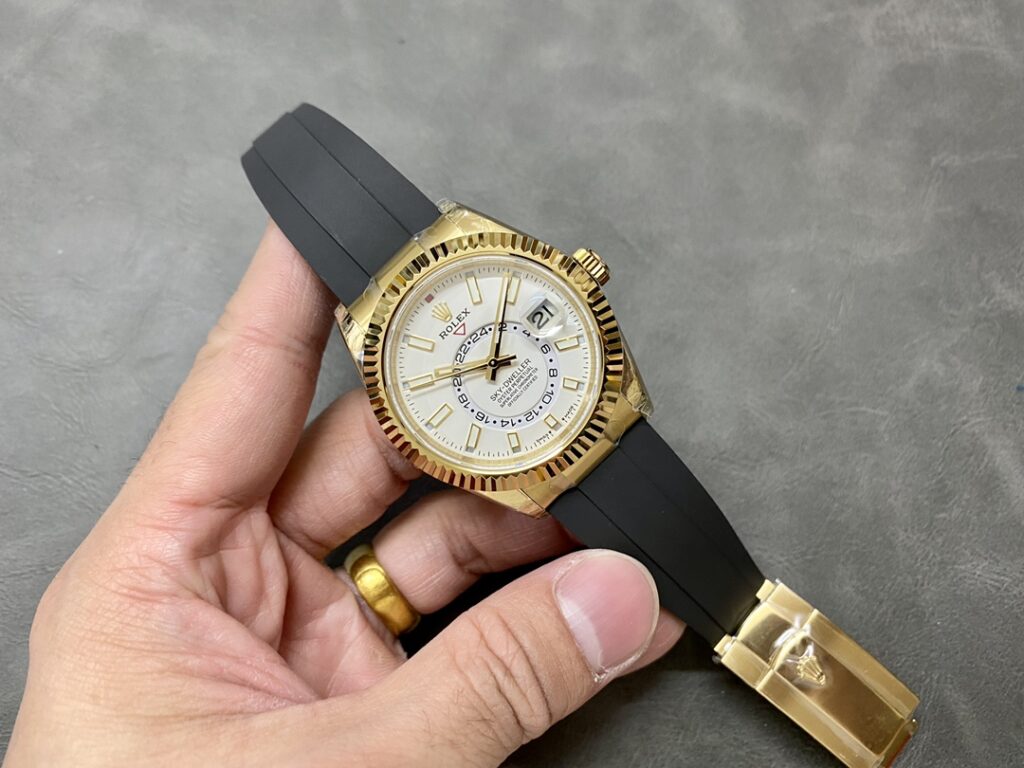 Super Clone Rolex Sky-Dweller White Dial 326238 — side profile