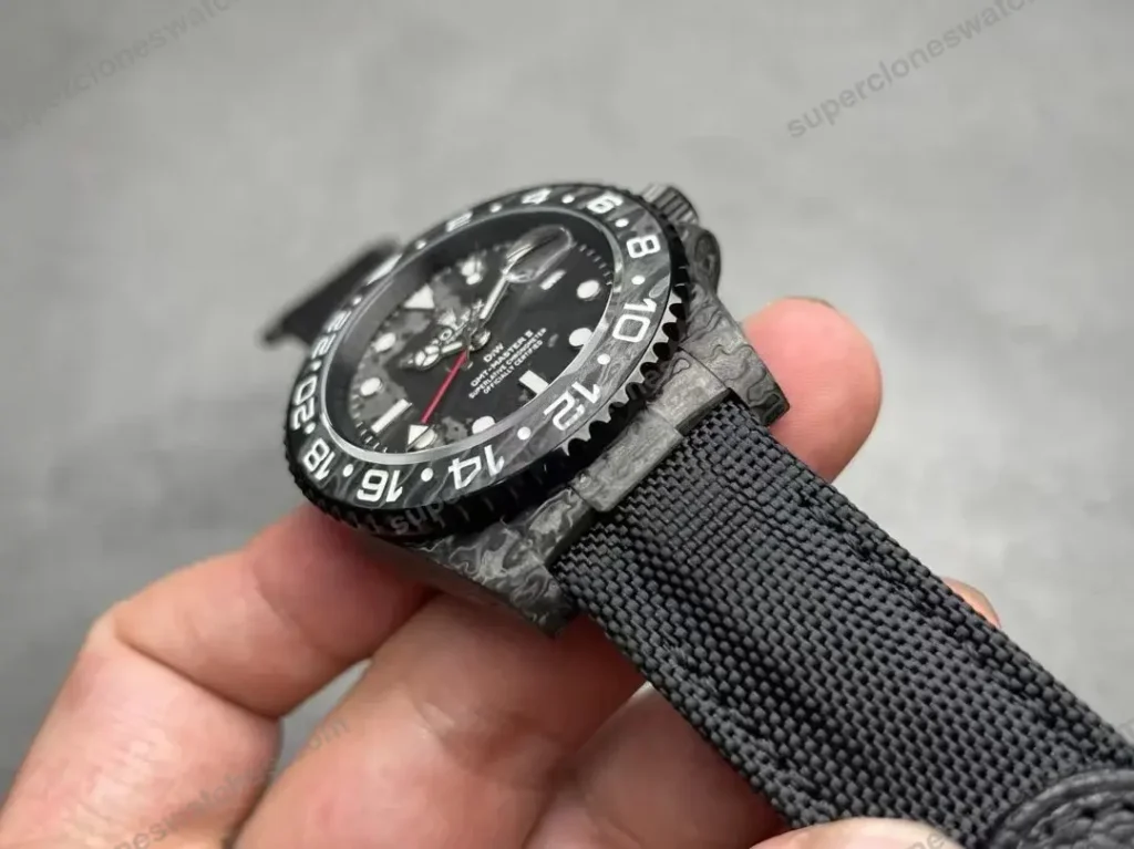Super Clone Rolex GMT-Master II DIW Carbon Grey Red Hand 126710 – Swiss SuperClone - photo 6